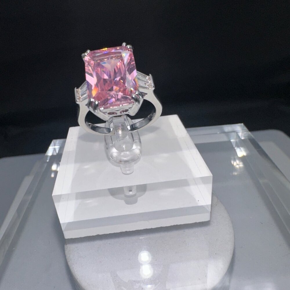 Pink Cubic Zirconia Emerald Cut Silver Ring Size 7 - Picture 9 of 12